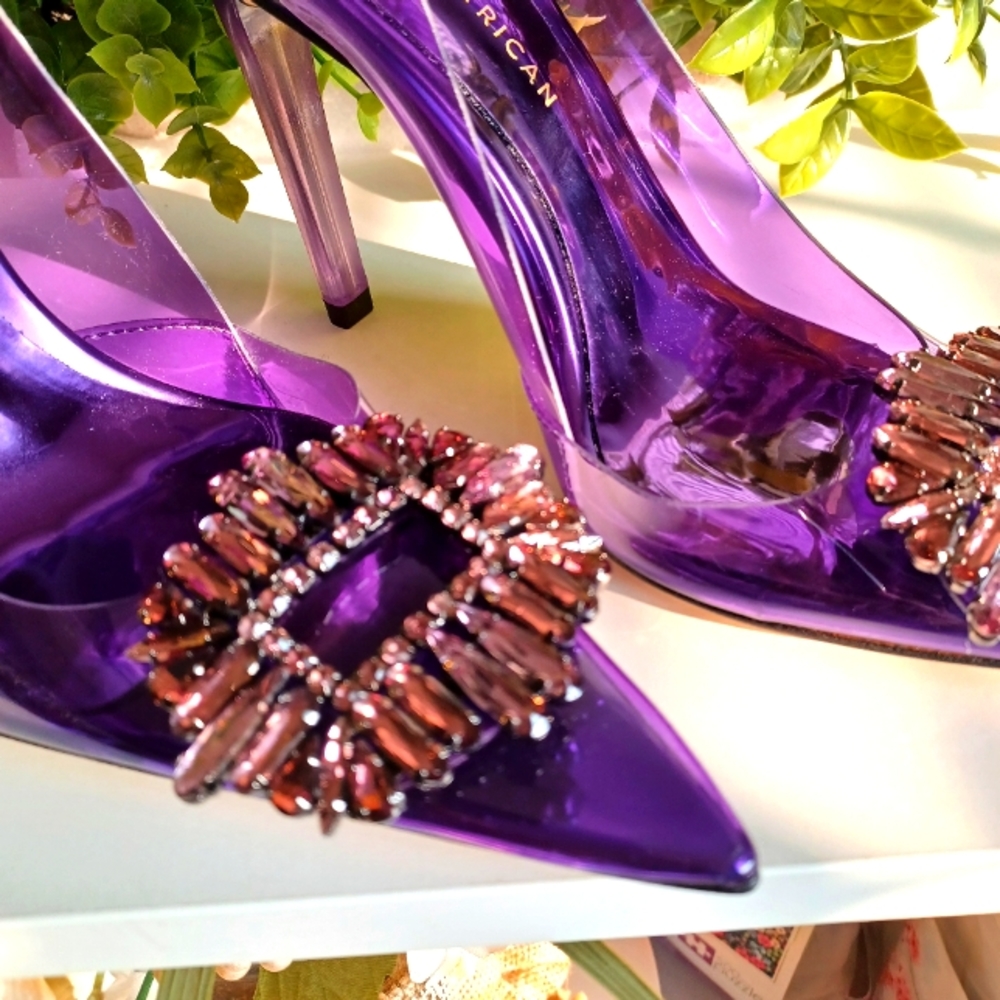 Good American Cinderella Lucite Pointed Toe Pumps - Picture 4 of 10